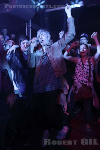WE ARE SCIENTISTS - 2018-05-15 - PARIS - Petit Bain - 